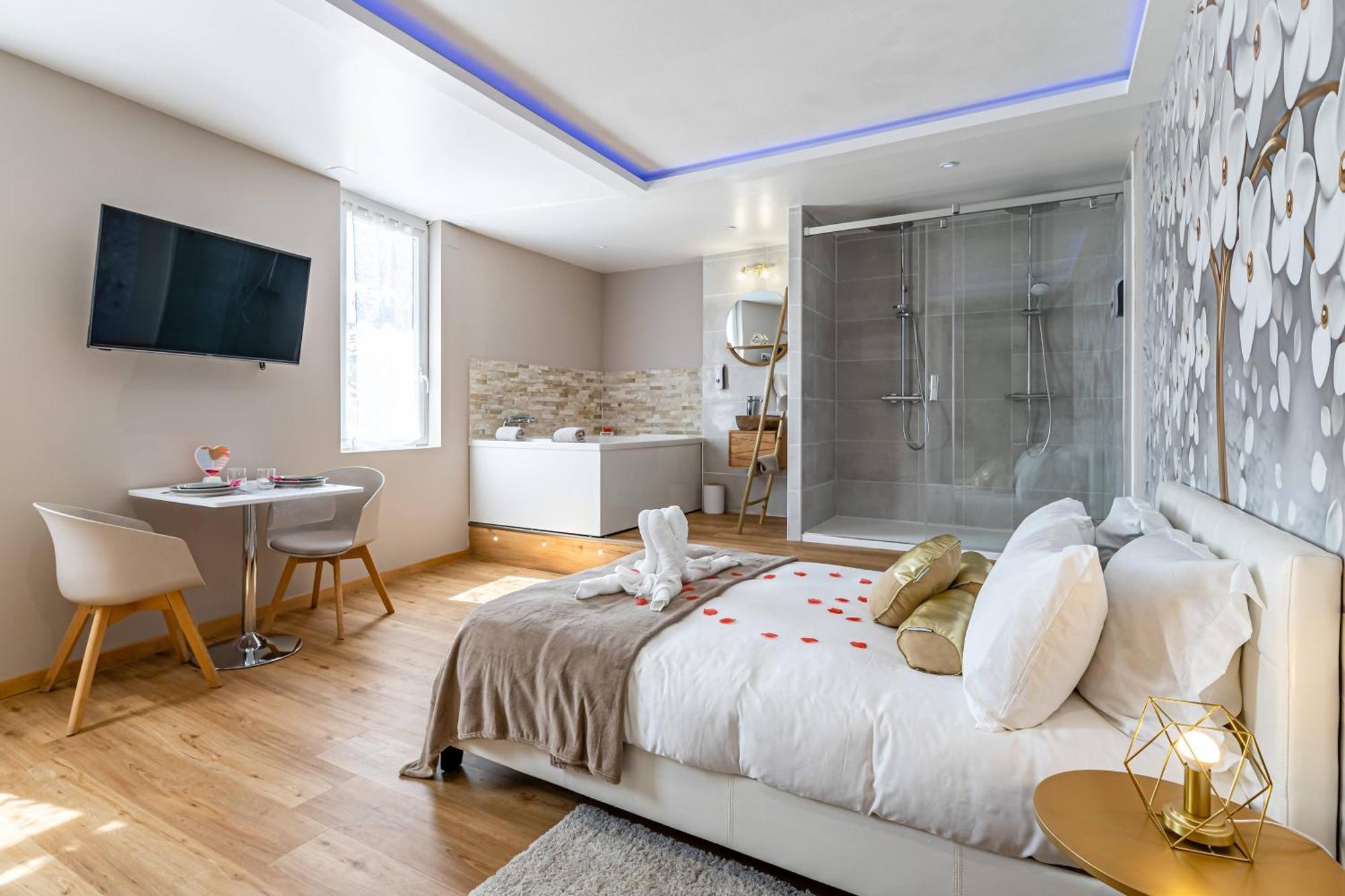 Studio Love Room Spa Baignoire Double La Ciotat Centre Port Cameră foto