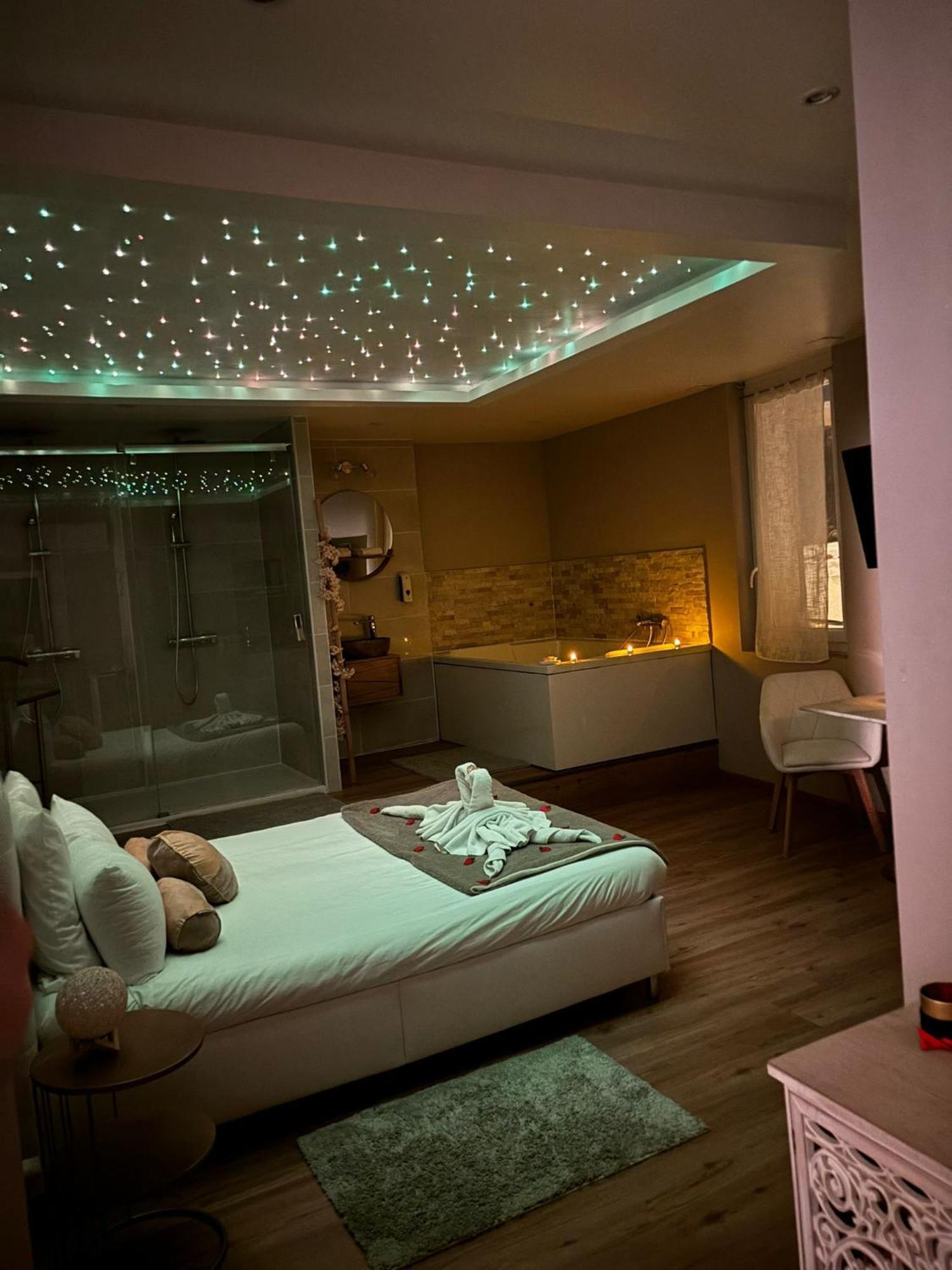 Studio Love Room Spa Baignoire Double La Ciotat Centre Port Exterior foto